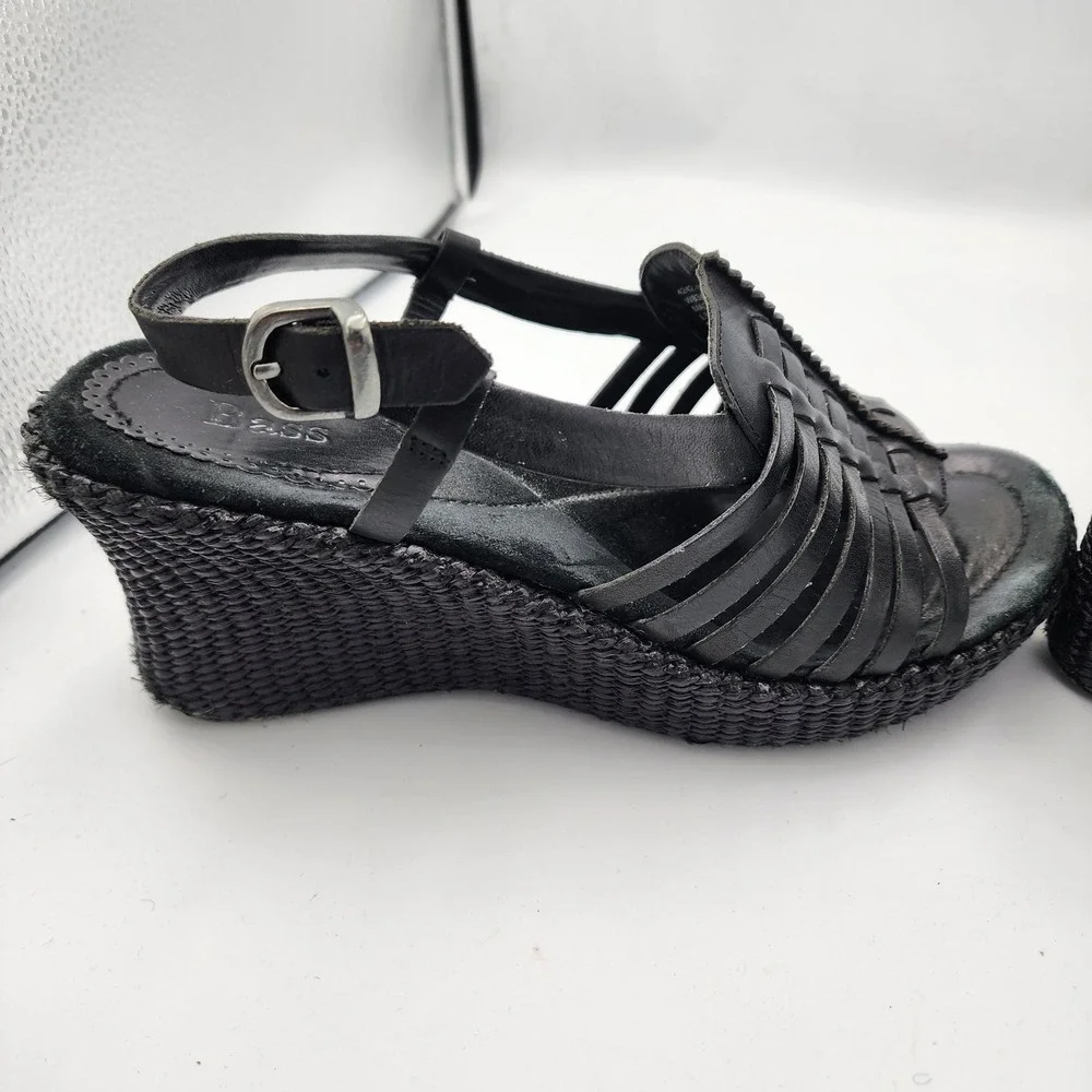 Bass Black Leather Strappy Wedge Sandal Size‎ 7M Hook & Loop Slightly Used